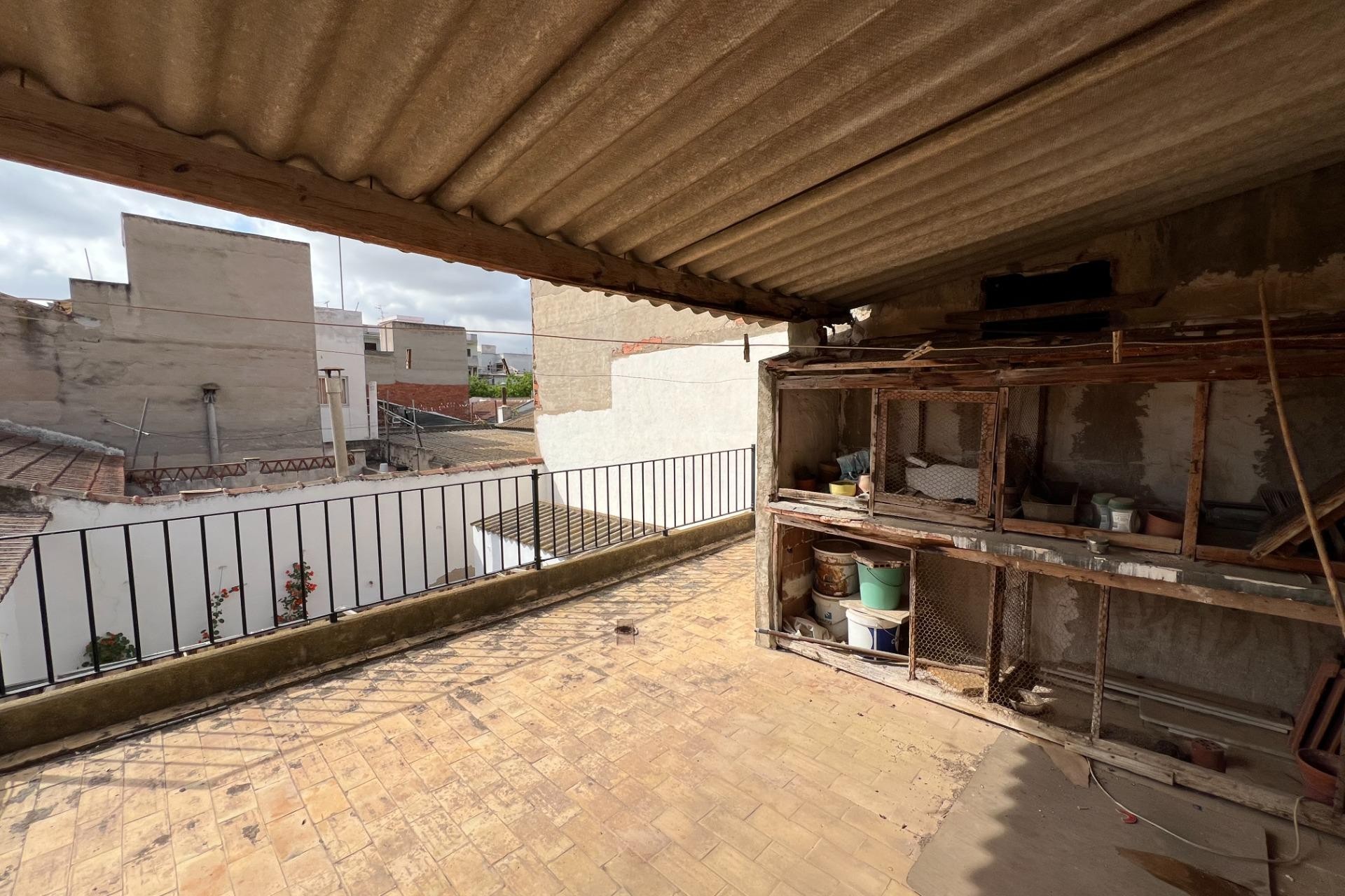 Brukt - Town House -
Dolores - Centro