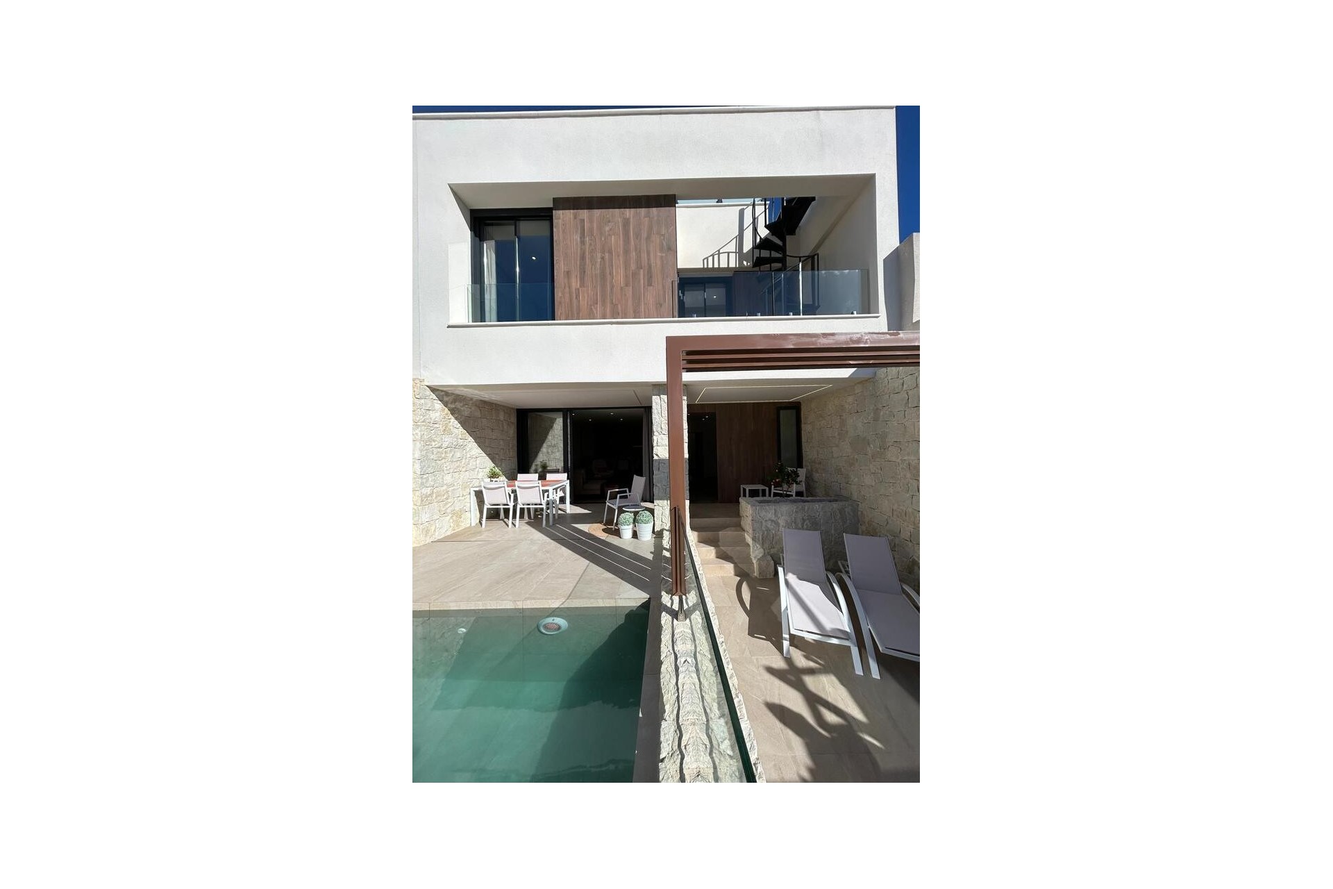 Brukt - Town House -
Dolores - Costa Blanca