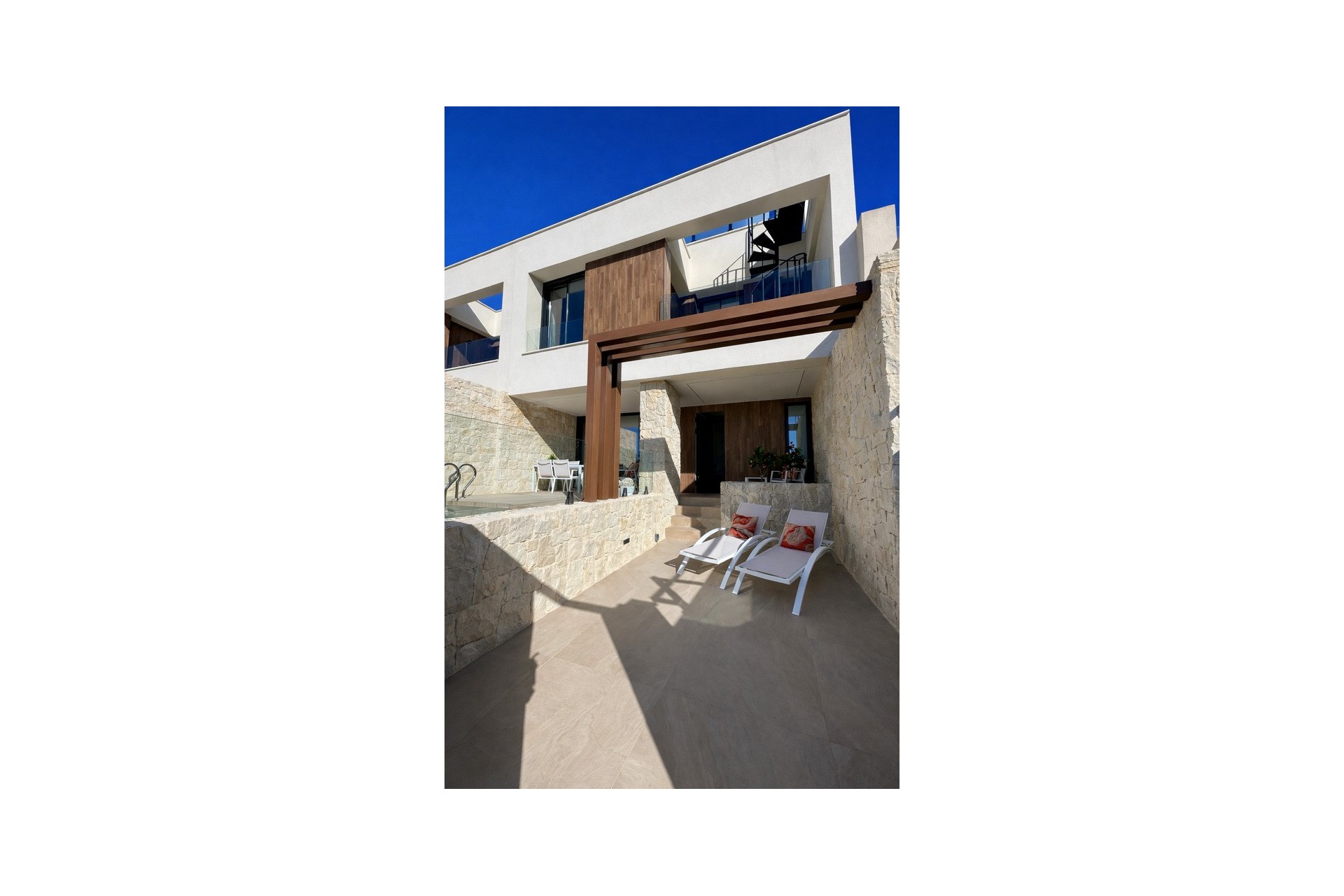 Brukt - Town House -
Dolores - Costa Blanca