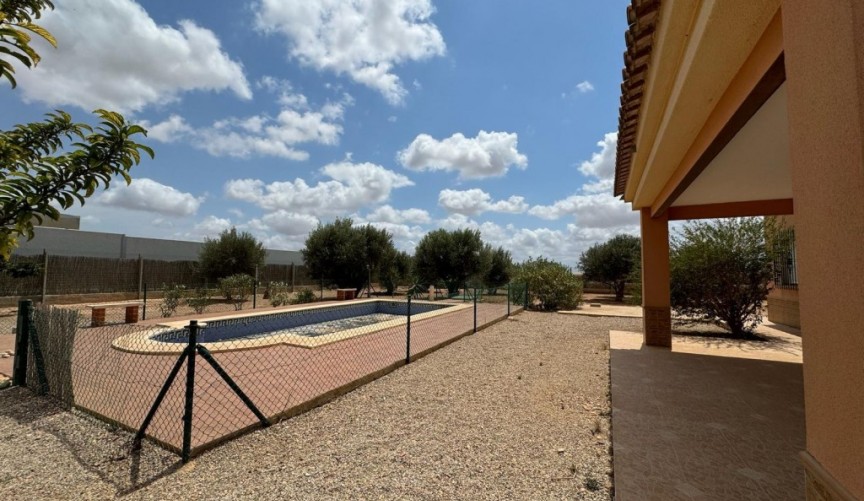 Brukt - Town House -
Fuente Álamo - Inland