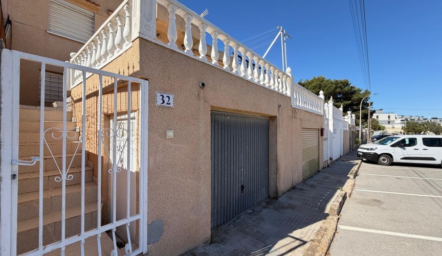 Brukt - Town House -
Gran Alacant - Monte Y Mar Alto