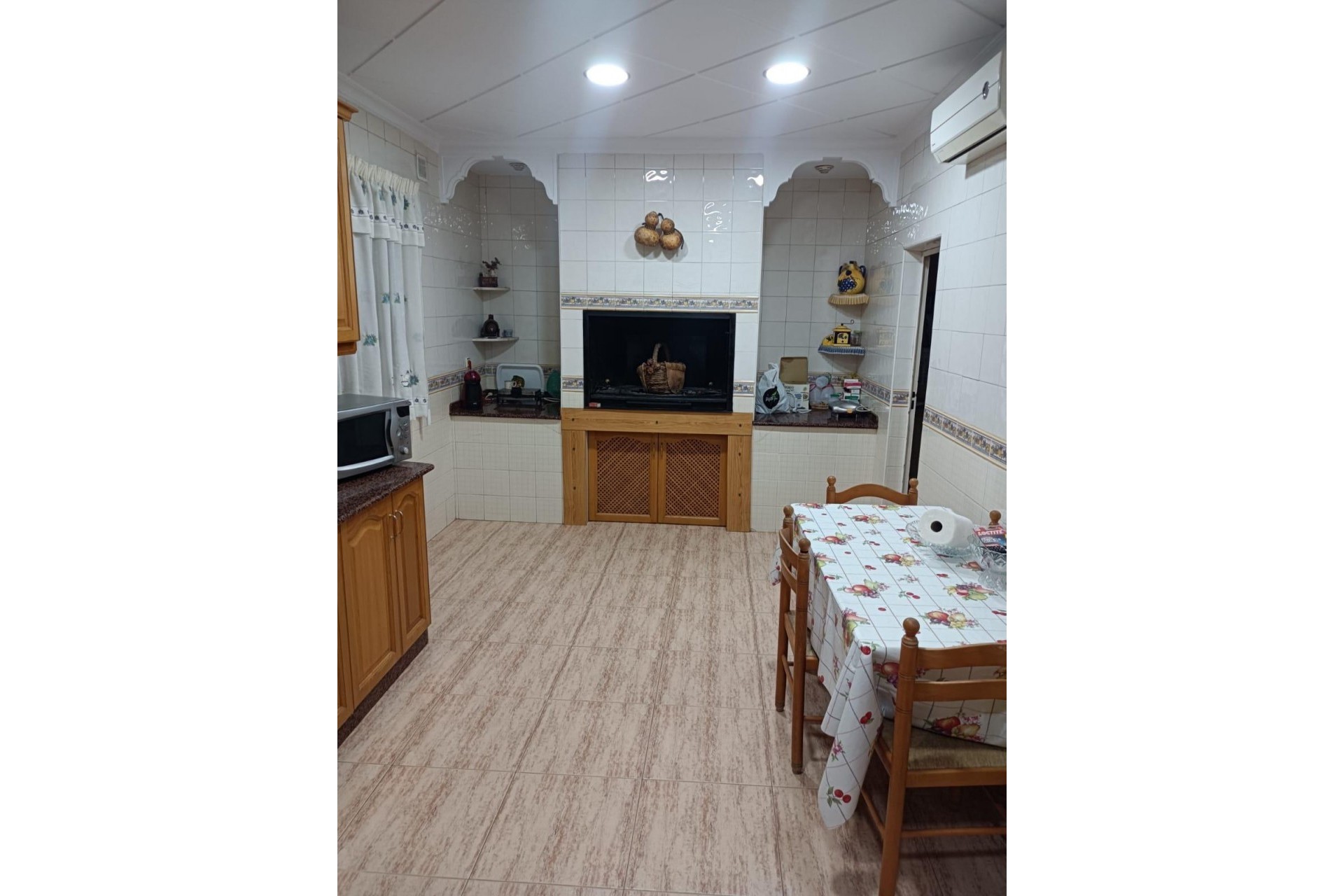 Brukt - Town House -
Granja de Rocamora