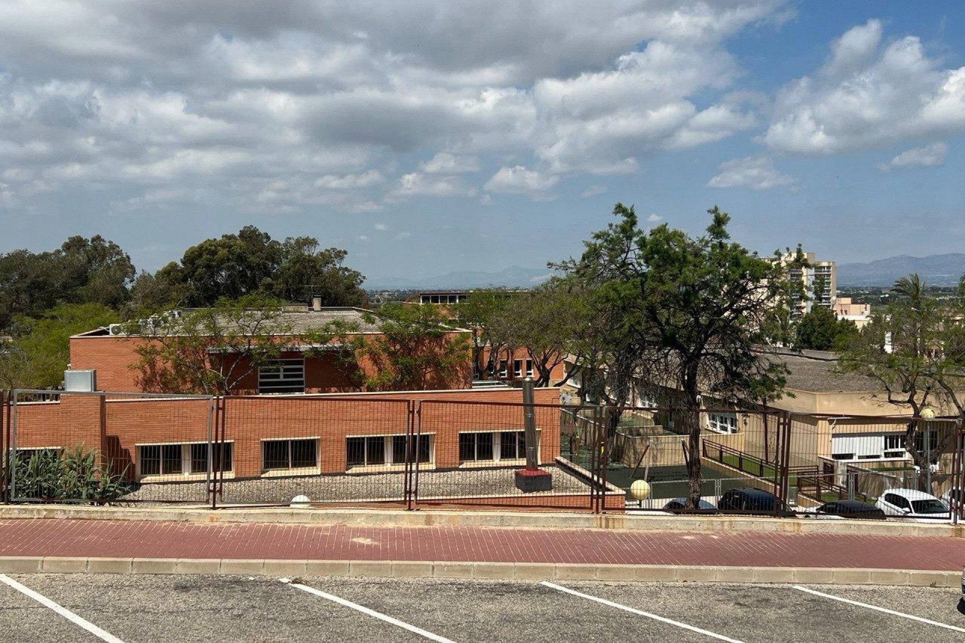 Brukt - Town House -
Guardamar del Segura - Centro