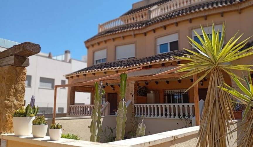 Brukt - Town House -
Guardamar del Segura - Costa Blanca