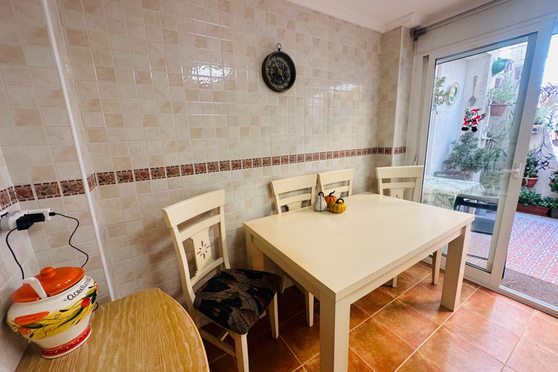 Brukt - Town House -
Jacarilla - Inland