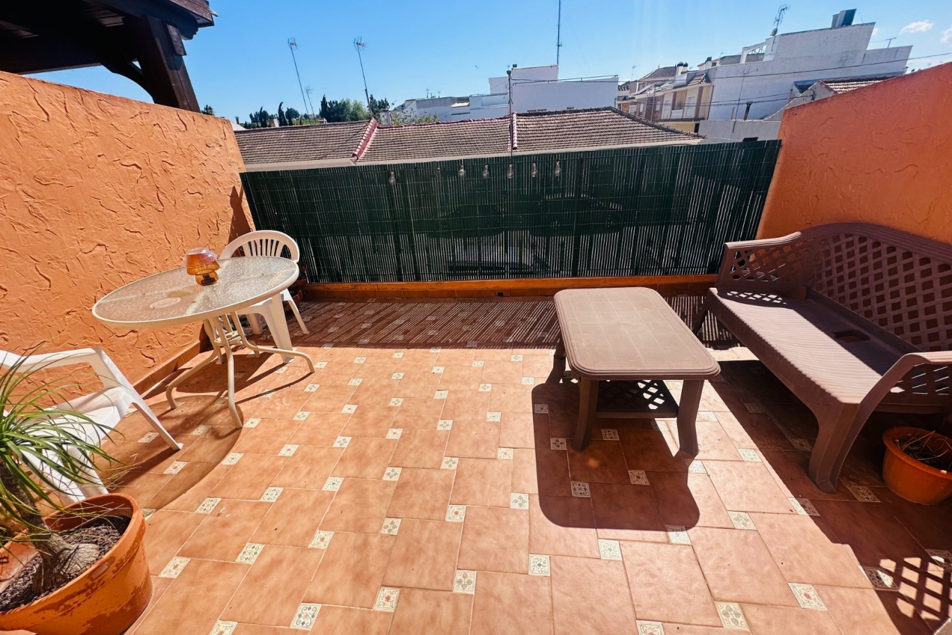 Brukt - Town House -
Jacarilla - Inland