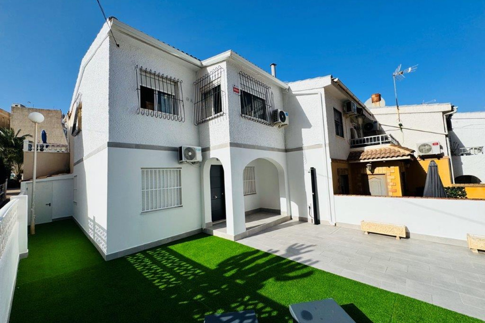 Brukt - Town House -
La Mata - Costa Blanca