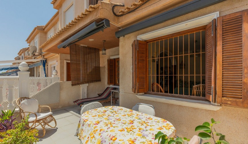 Brukt - Town House -
La Mata - Costa Blanca