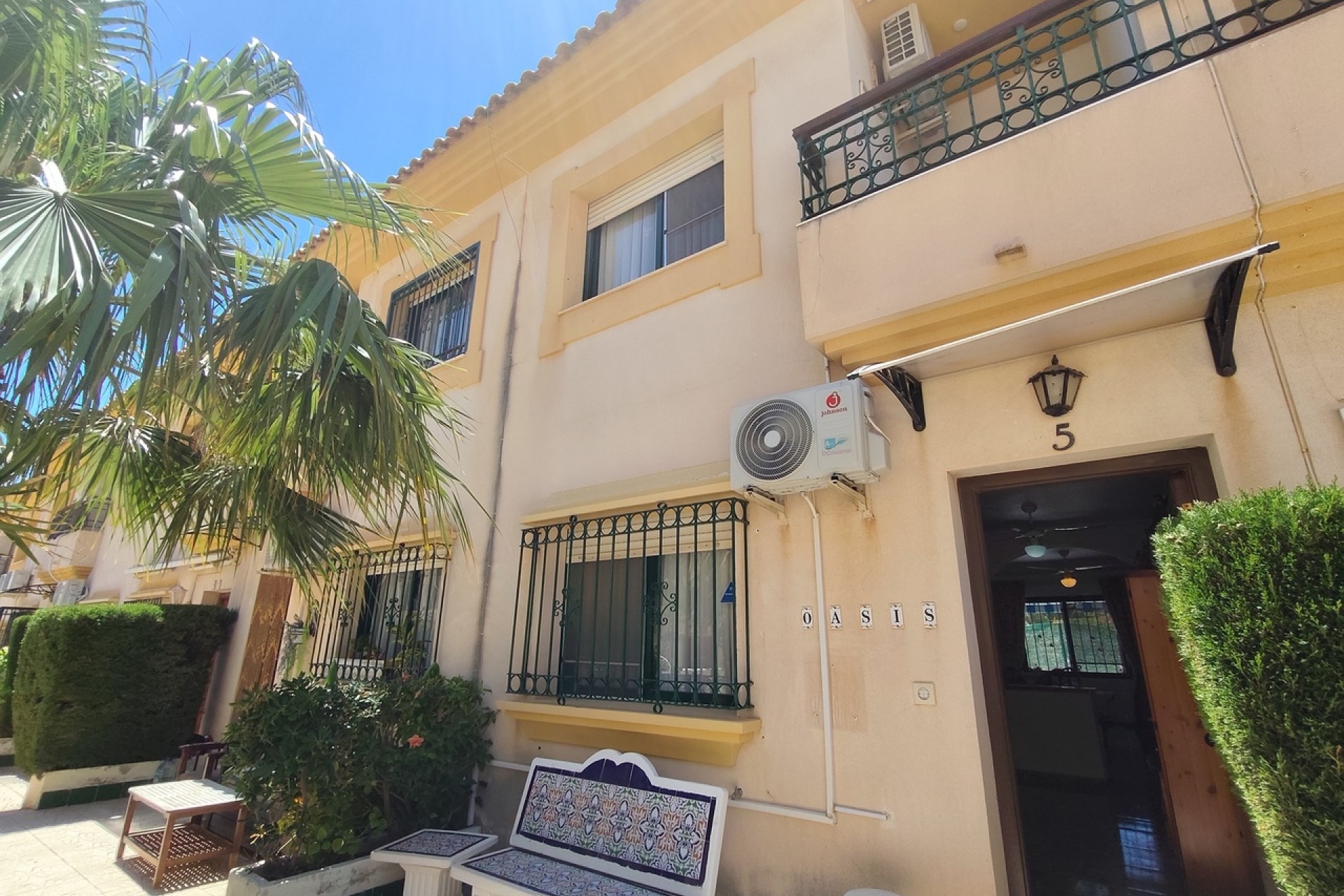 Brukt - Town House -
La Zenia - Costa Blanca
