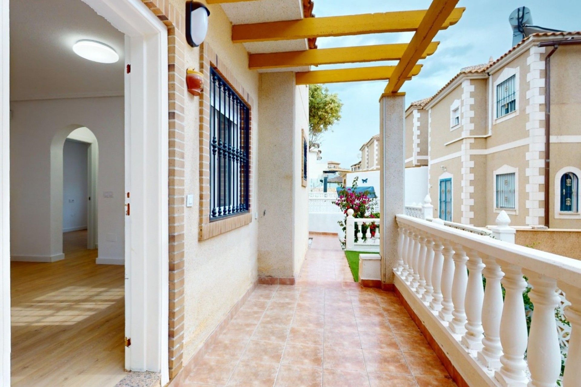 Brukt - Town House -
Orihuela Costa - Costa Blanca