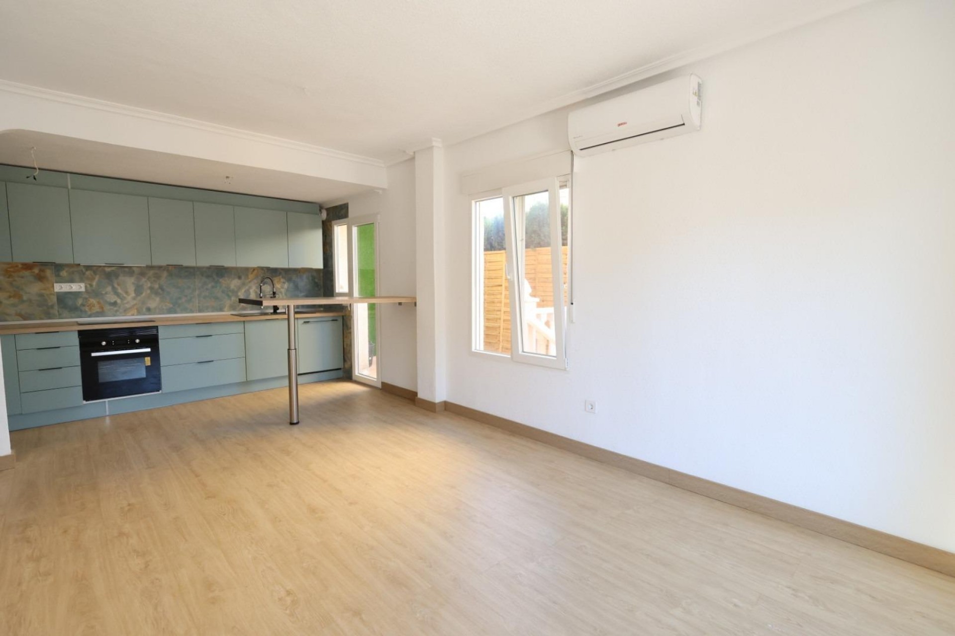 Brukt - Town House -
Orihuela Costa - Costa Blanca