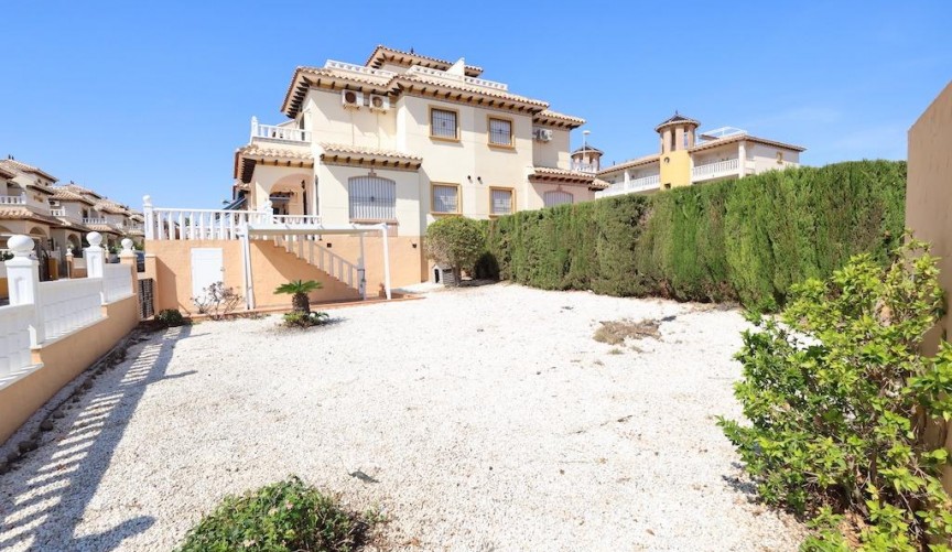 Brukt - Town House -
Orihuela Costa - Costa Blanca