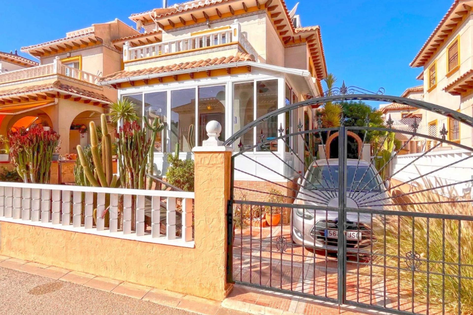 Brukt - Town House -
Orihuela Costa - Costa Blanca