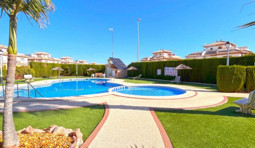 Brukt - Town House -
Orihuela Costa - Costa Blanca