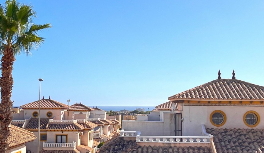 Brukt - Town House -
Orihuela Costa - Costa Blanca