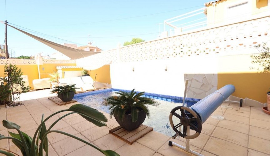 Brukt - Town House -
Orihuela Costa - Costa Blanca