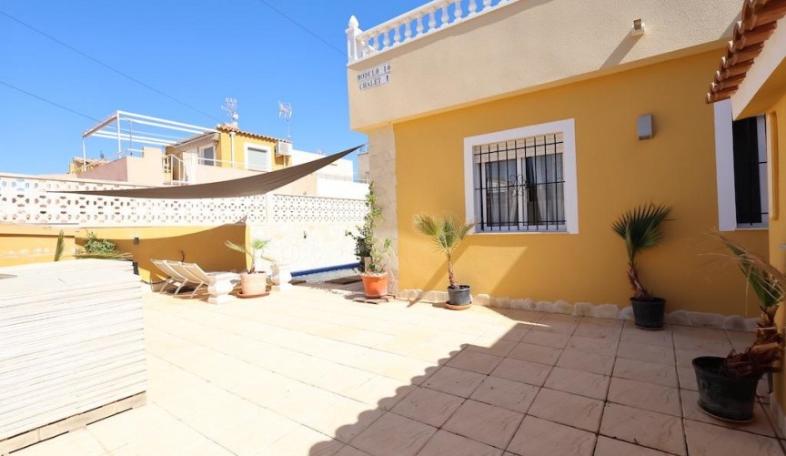 Brukt - Town House -
Orihuela Costa - Costa Blanca