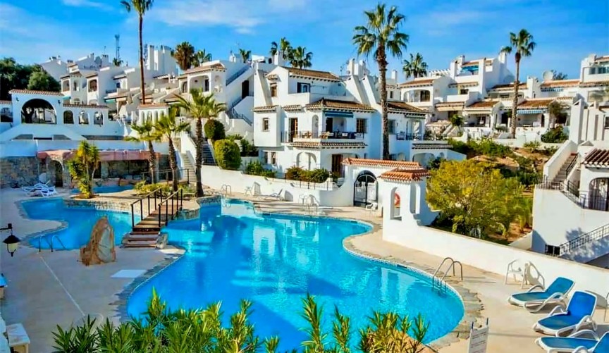 Brukt - Town House -
Orihuela Costa - Costa Blanca