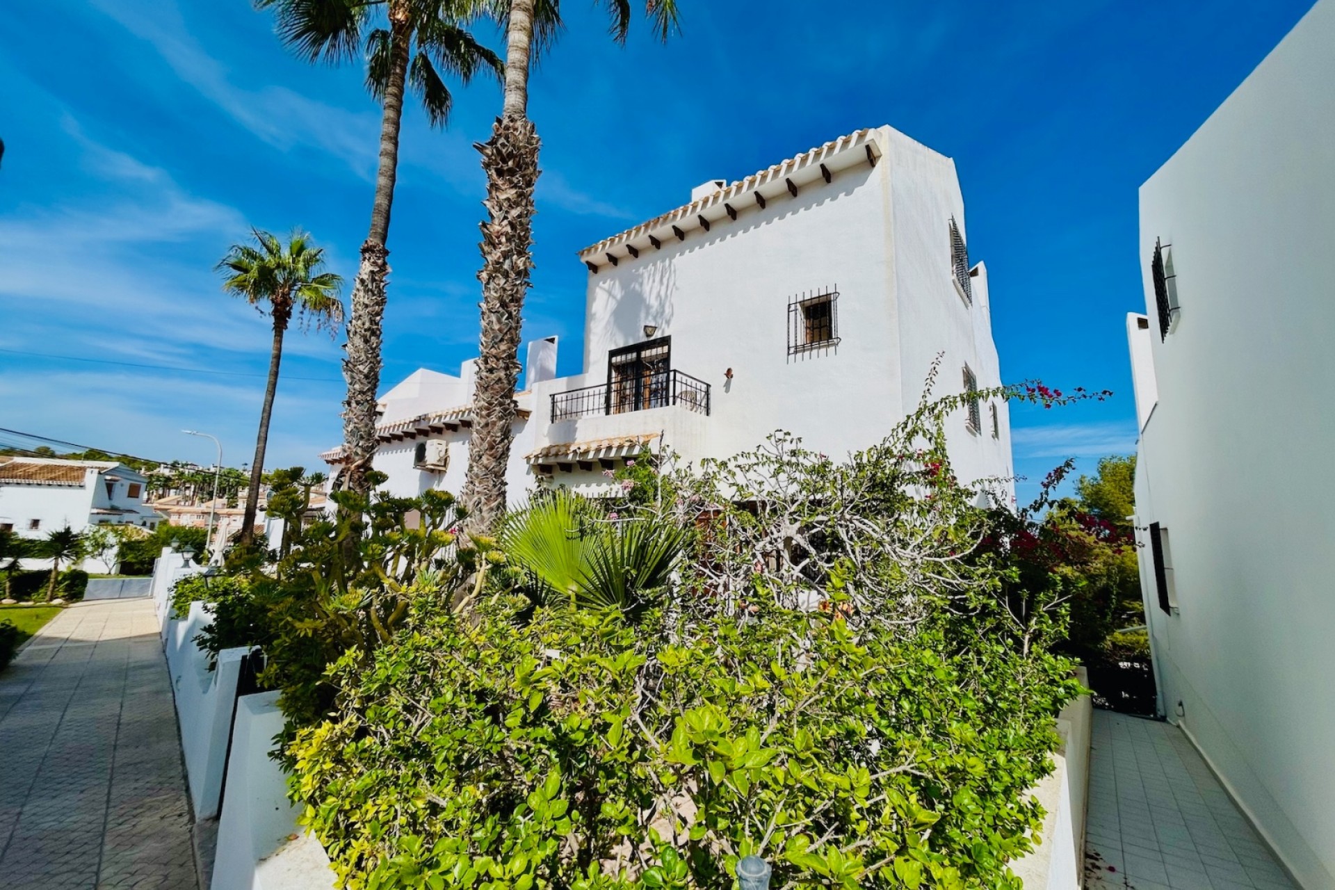 Brukt - Town House -
Orihuela Costa - Costa Blanca