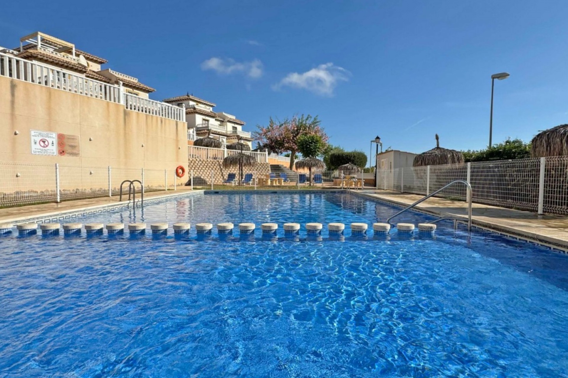 Brukt - Town House -
Orihuela Costa - Costa Blanca