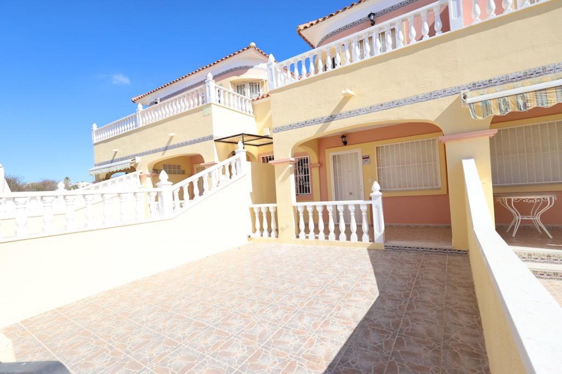 Brukt - Town House -
Orihuela Costa - Costa Blanca