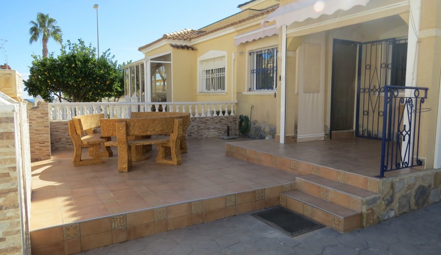 Brukt - Town House -
Orihuela Costa - Costa Blanca