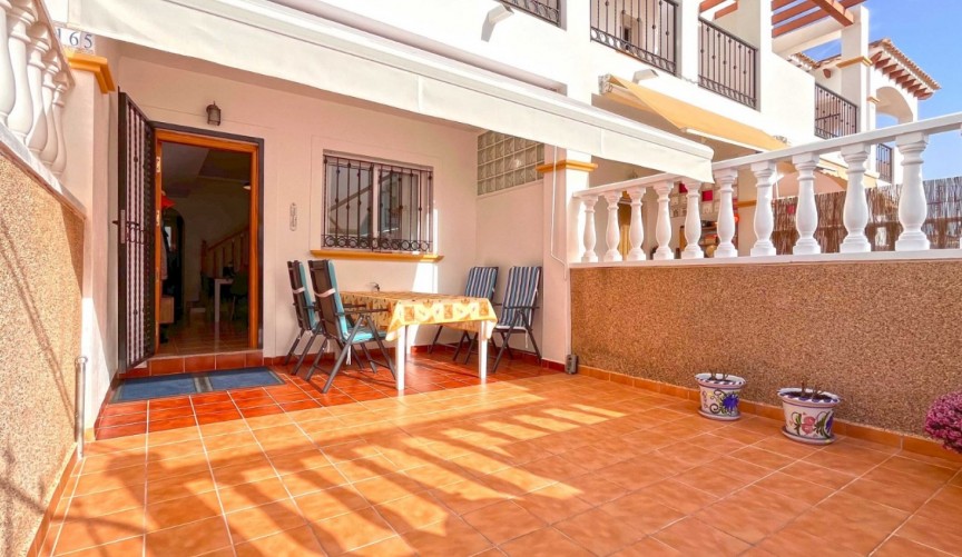 Brukt - Town House -
Orihuela Costa - Costa Blanca