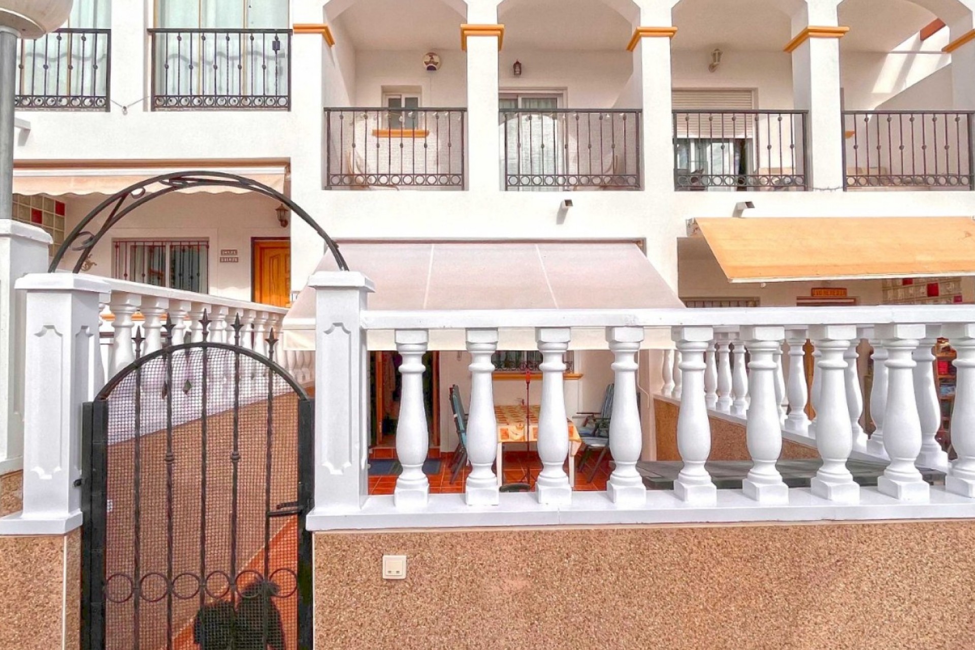 Brukt - Town House -
Orihuela Costa - Costa Blanca