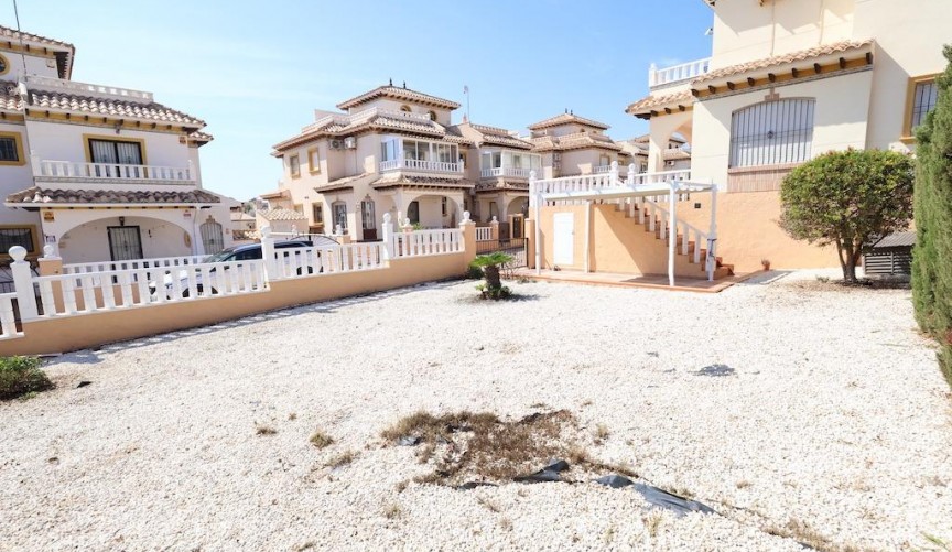 Brukt - Town House -
Orihuela Costa - Costa Blanca