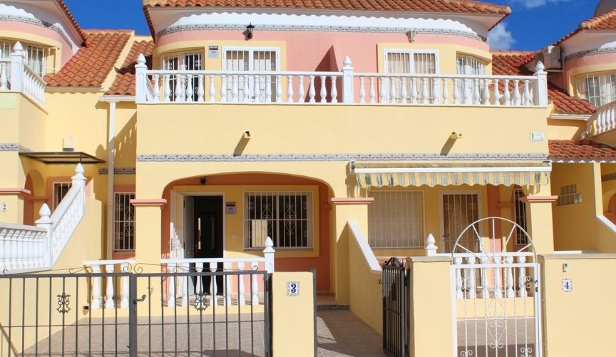 Brukt - Town House -
Orihuela Costa - Costa Blanca