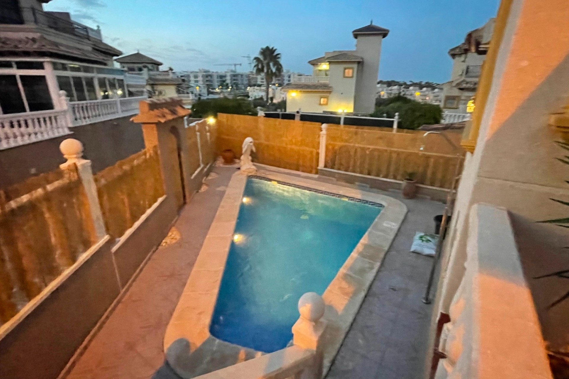 Brukt - Town House -
Orihuela Costa - Costa Blanca