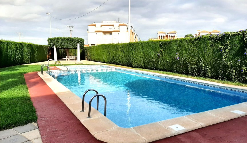 Brukt - Town House -
Orihuela Costa - Costa Blanca