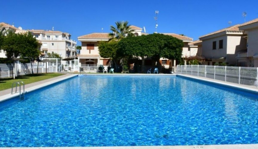 Brukt - Town House -
Orihuela Costa - Costa Blanca
