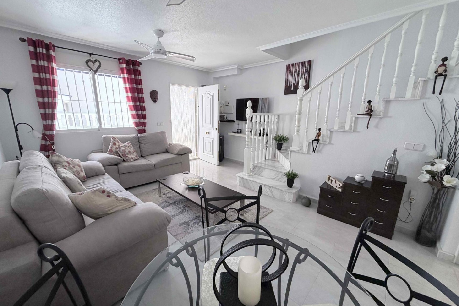 Brukt - Town House -
Orihuela Costa - Costa Blanca