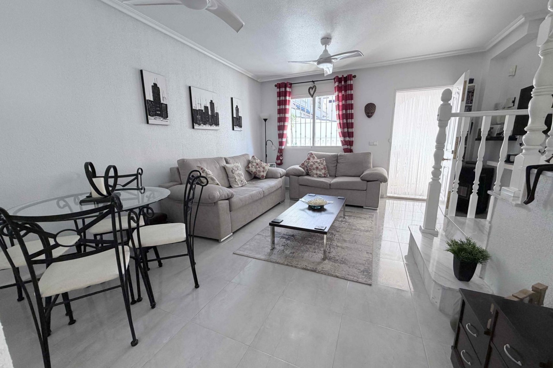 Brukt - Town House -
Orihuela Costa - Costa Blanca