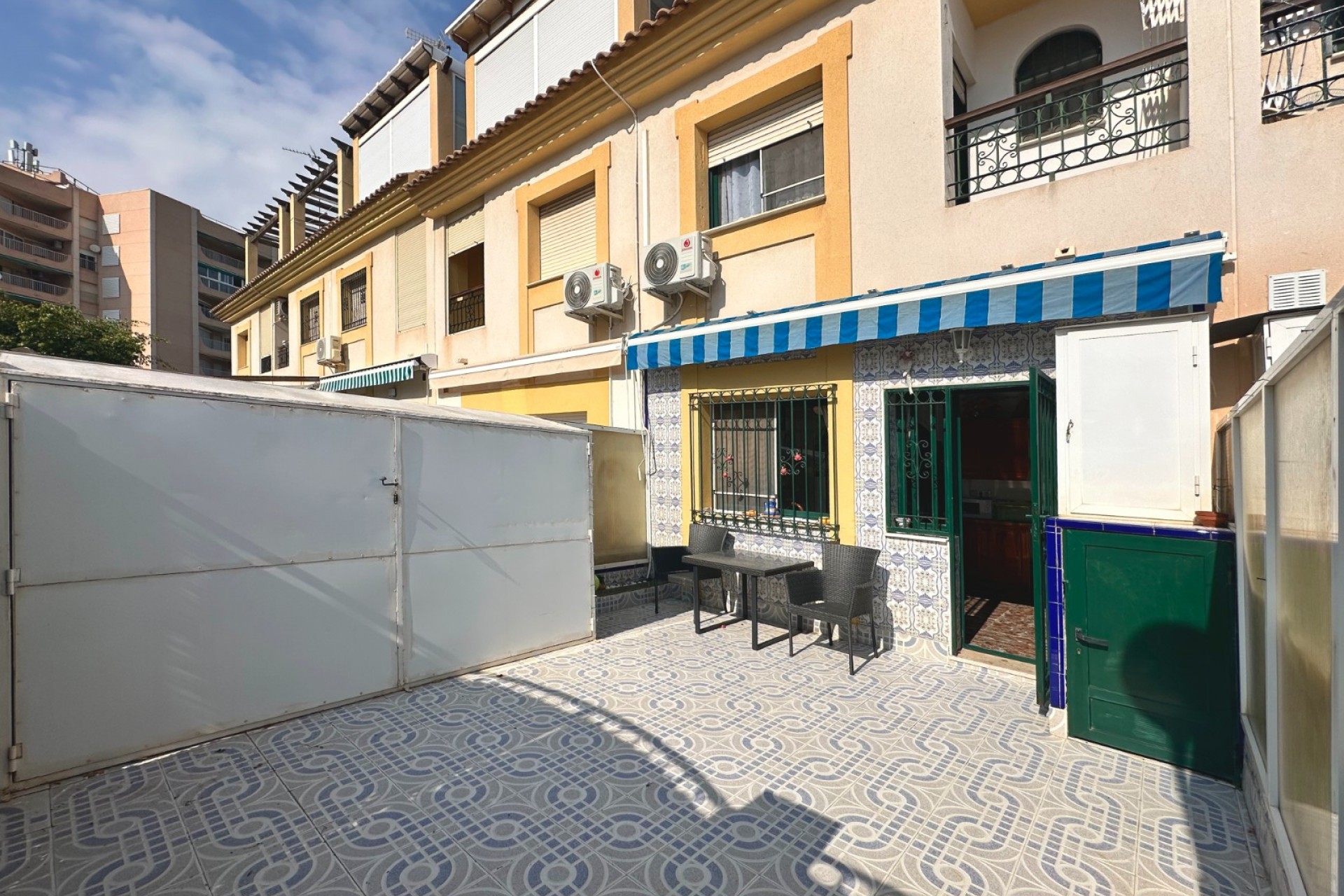 Brukt - Town House -
Orihuela Costa - Costa Blanca