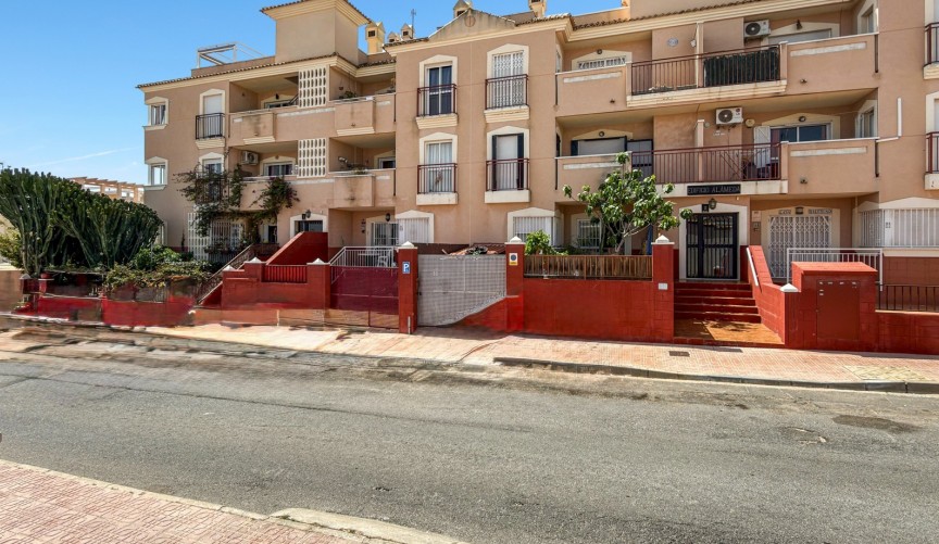 Brukt - Town House -
Orihuela Costa - Costa Blanca