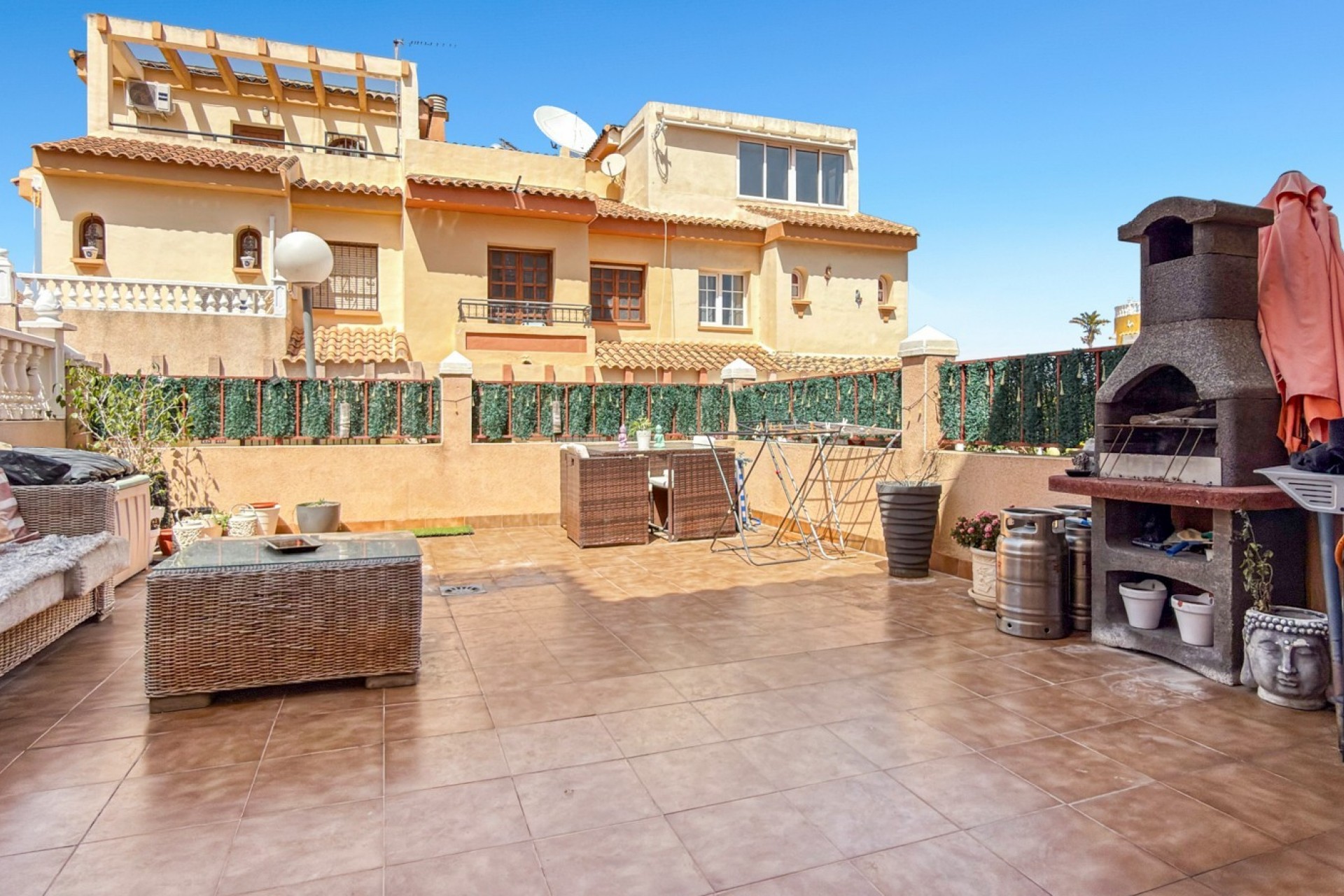 Brukt - Town House -
Orihuela Costa - Costa Blanca