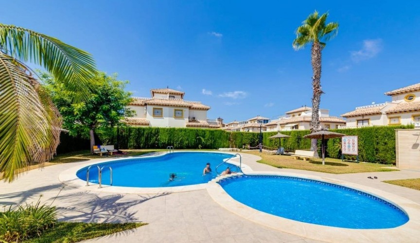 Brukt - Town House -
Orihuela Costa - Costa Blanca