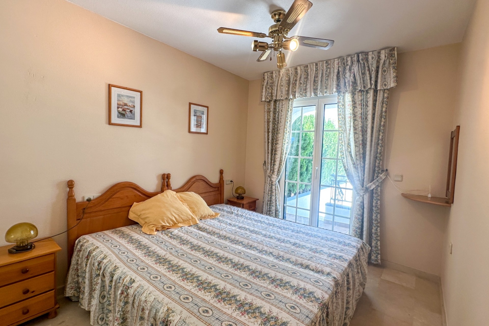 Brukt - Town House -
Orihuela Costa - Costa Blanca