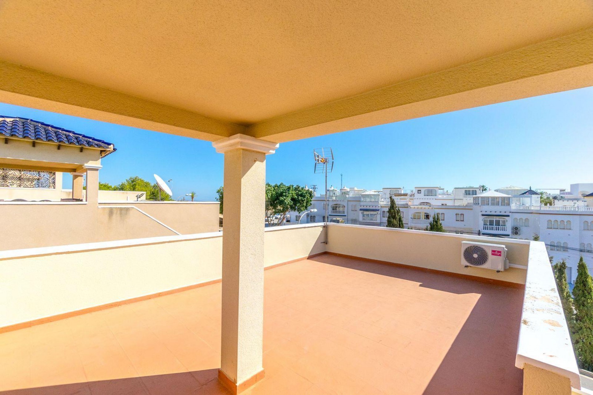 Brukt - Town House -
Orihuela Costa - Costa Blanca