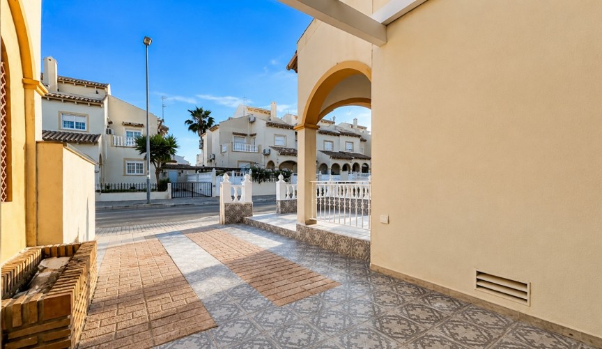 Brukt - Town House -
Orihuela Costa - Costa Blanca