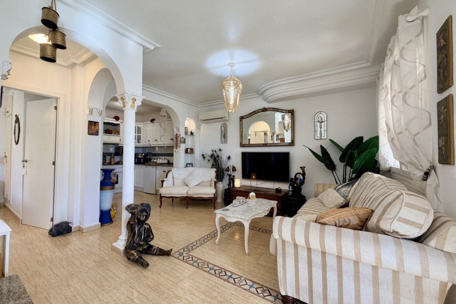 Brukt - Town House -
Orihuela Costa - Costa Blanca