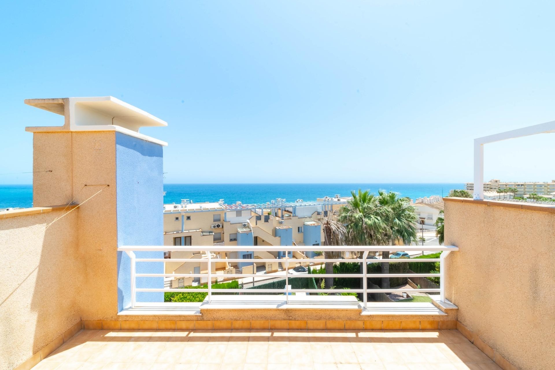 Brukt - Town House -
Orihuela Costa - Costa Blanca