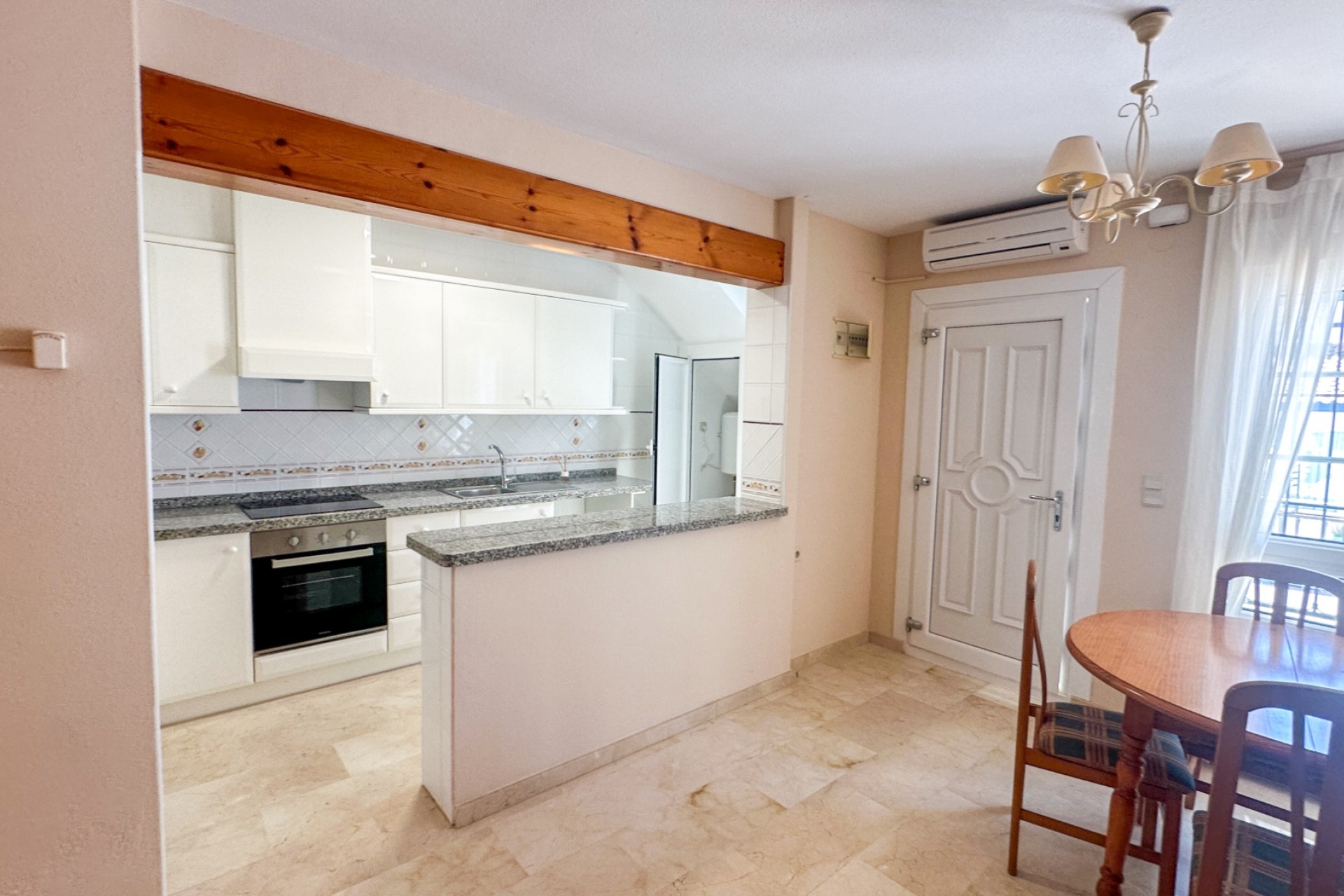 Brukt - Town House -
Orihuela Costa - Costa Blanca