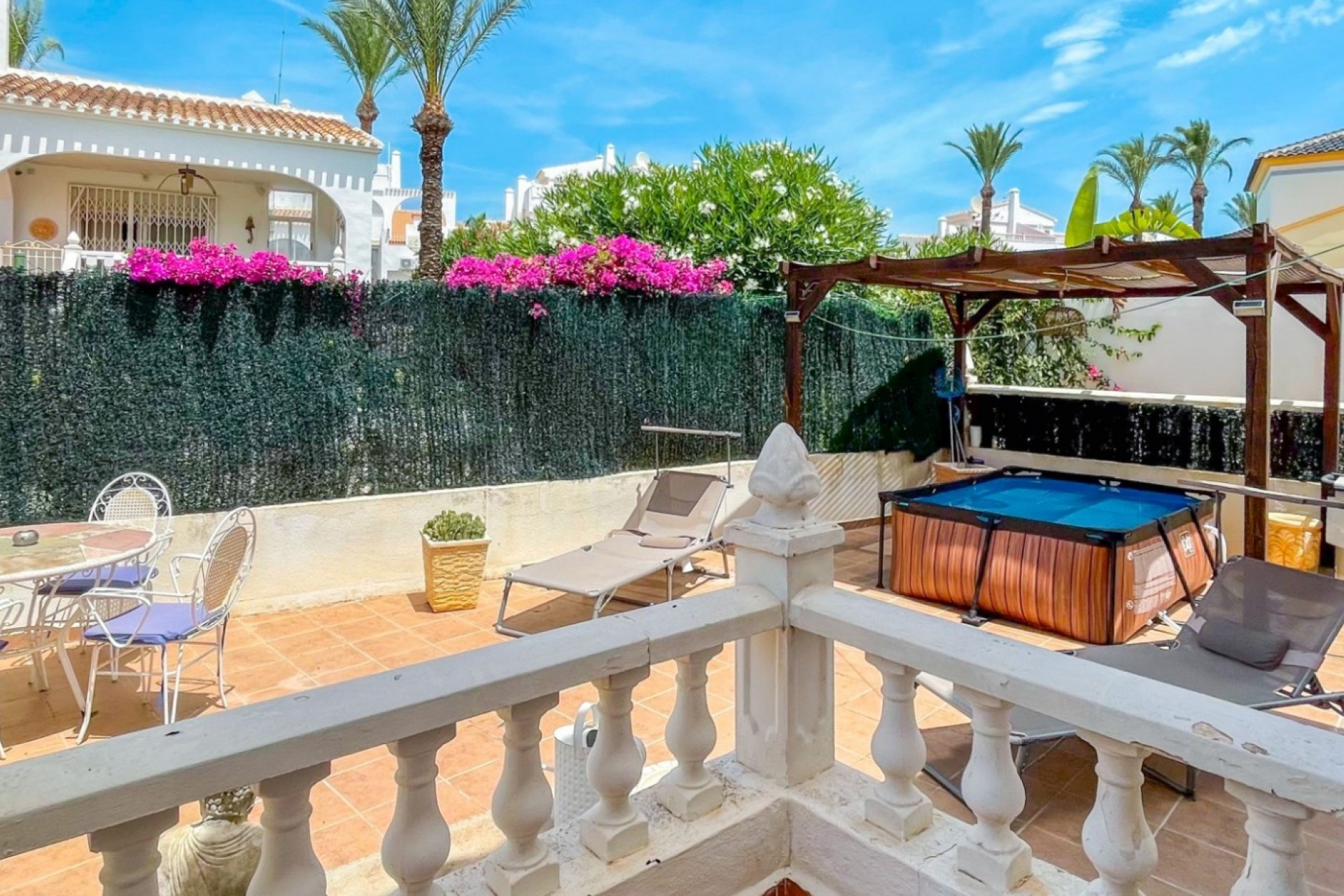 Brukt - Town House -
Orihuela Costa - Costa Blanca