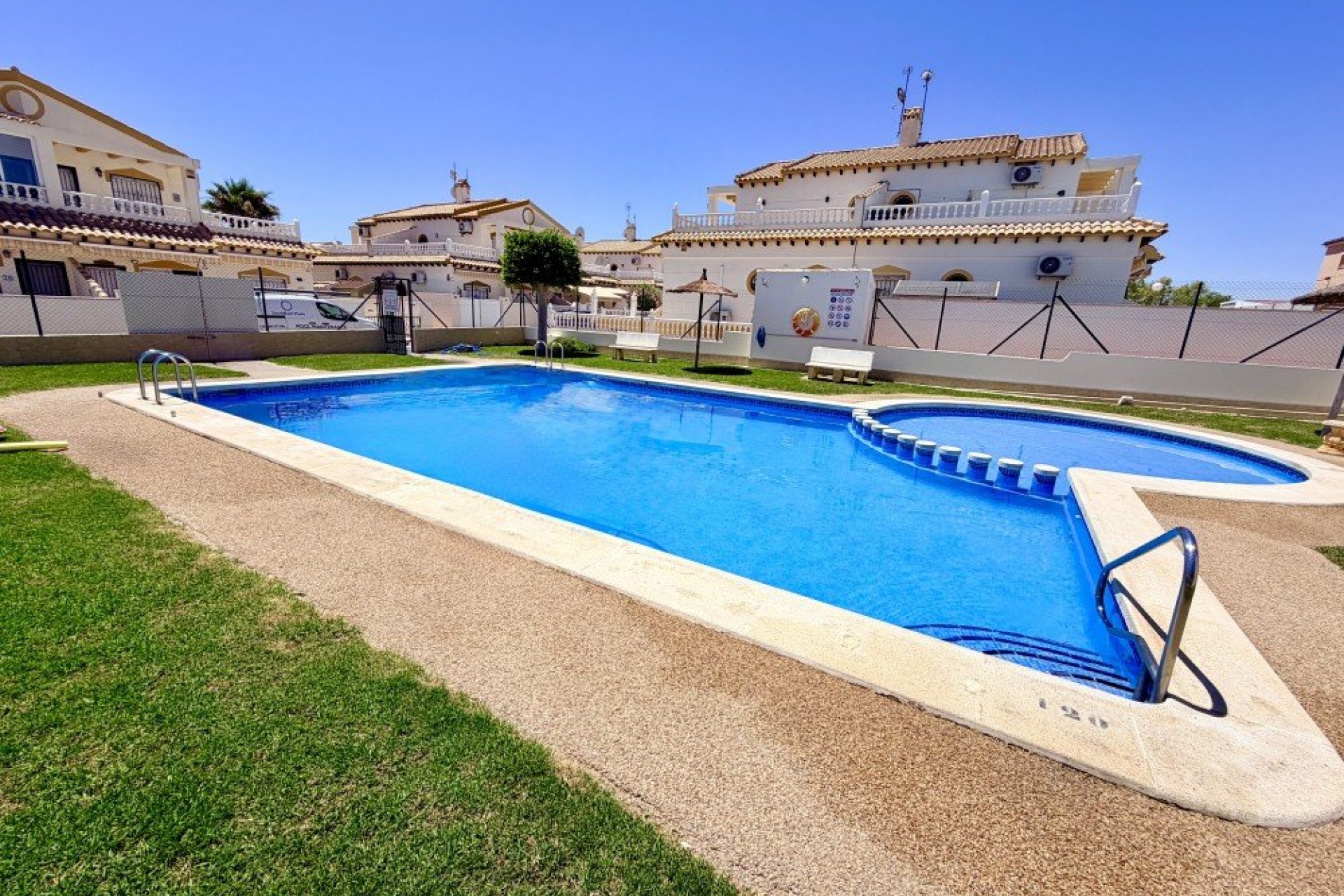 Brukt - Town House -
Orihuela Costa - Costa Blanca