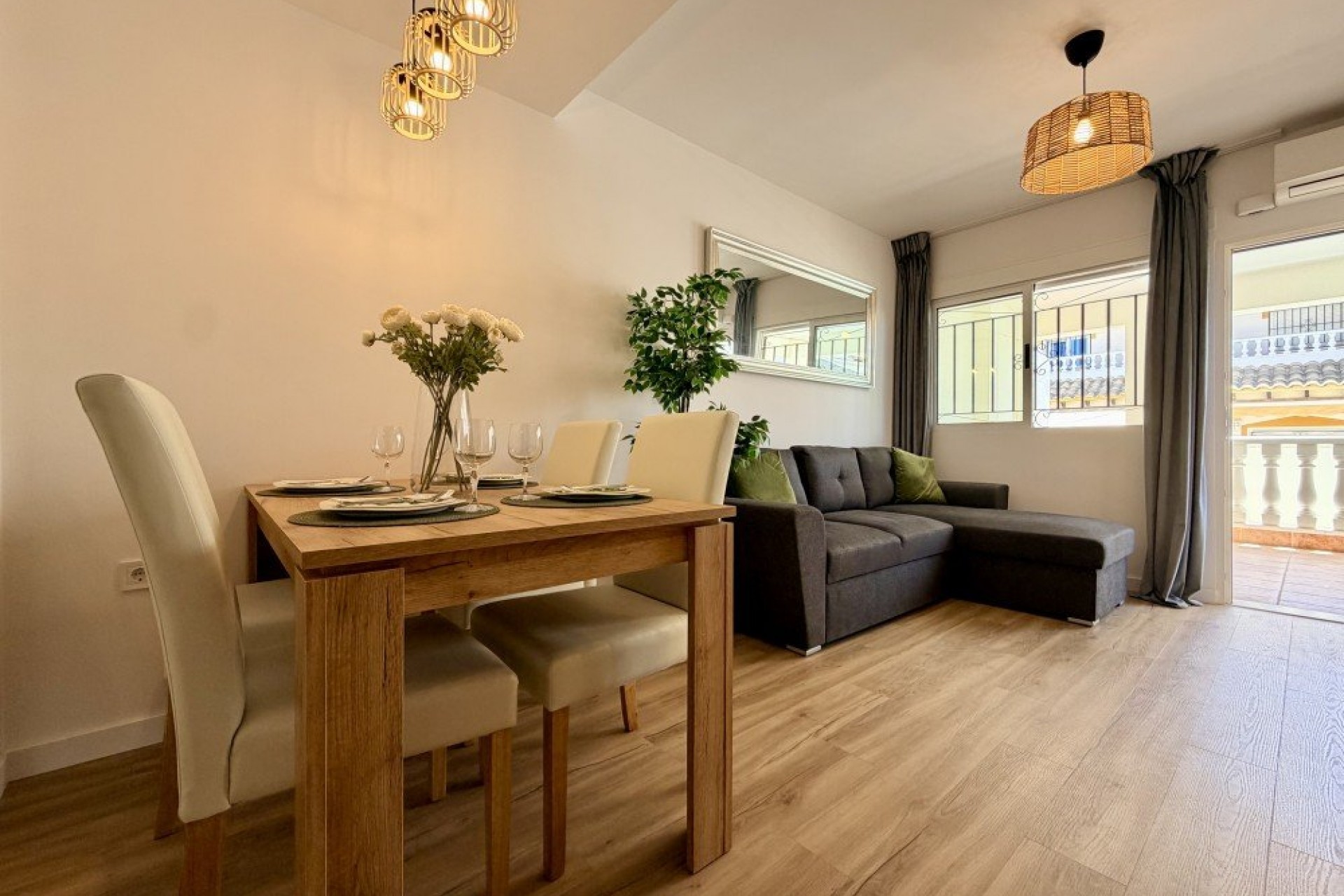 Brukt - Town House -
Orihuela Costa - Costa Blanca