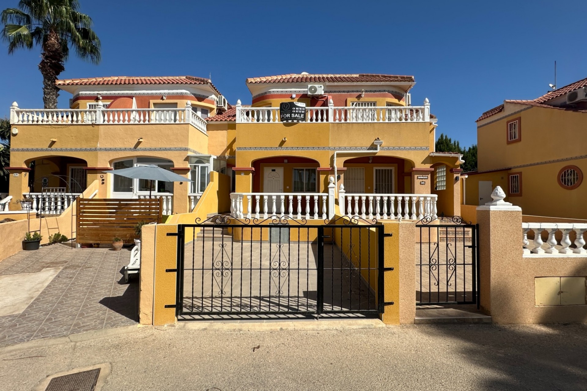 Brukt - Town House -
Orihuela Costa - Costa Blanca
