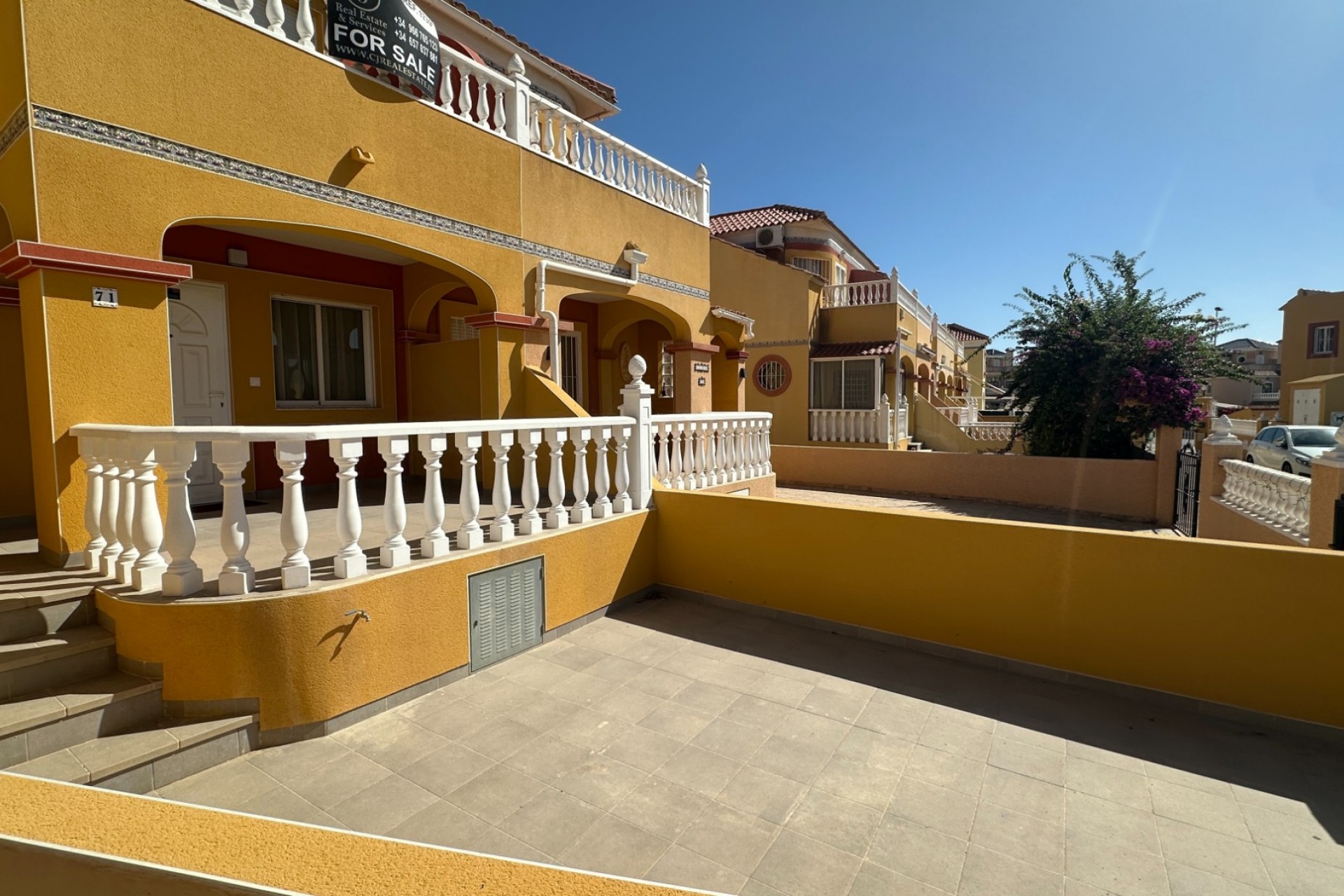 Brukt - Town House -
Orihuela Costa - Costa Blanca